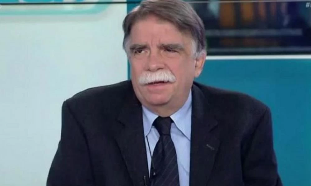 Βατόπουλος για κορονοϊό: «Ελευθερία από το καλοκαίρι με ανοσία»